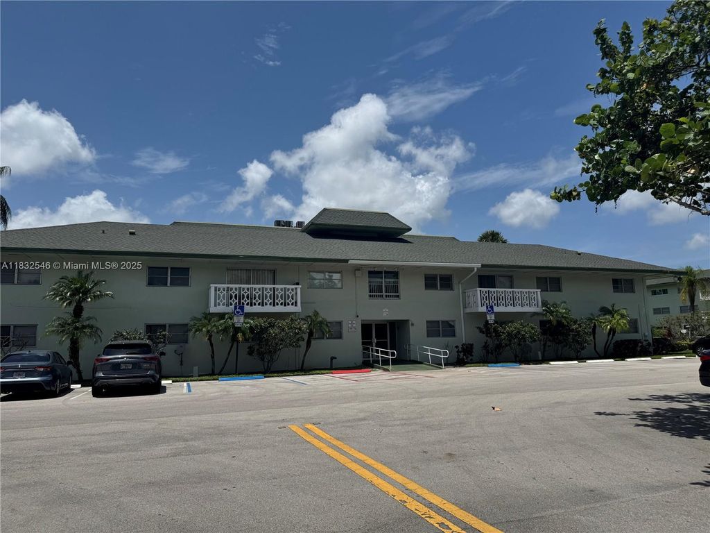 Photo of 4200 NW 3rd Ct #325, Plantation, FL 33317 (MLS # A11832546)