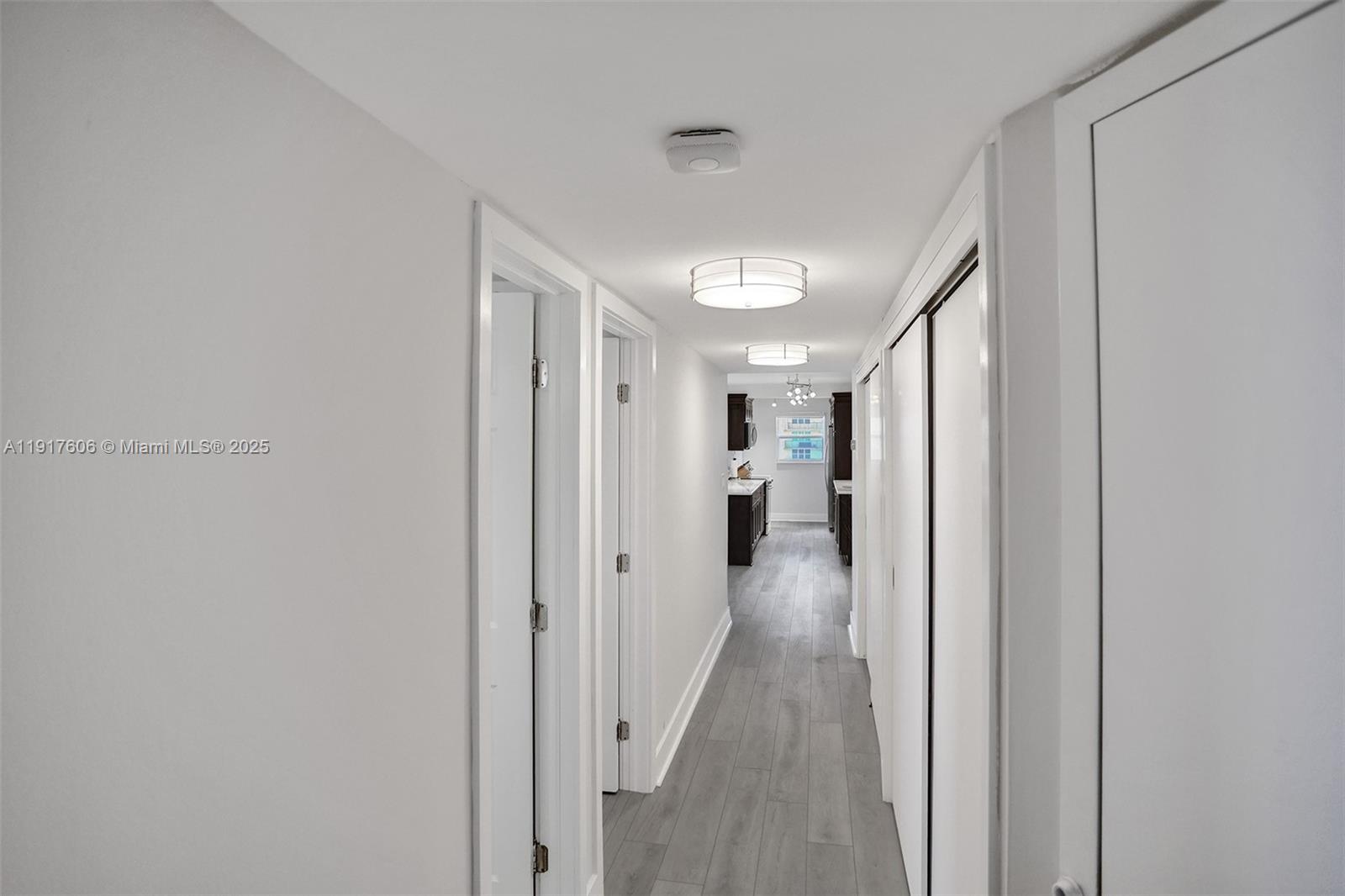 HILLSBORO ISLAND HOUSE CO - Residential