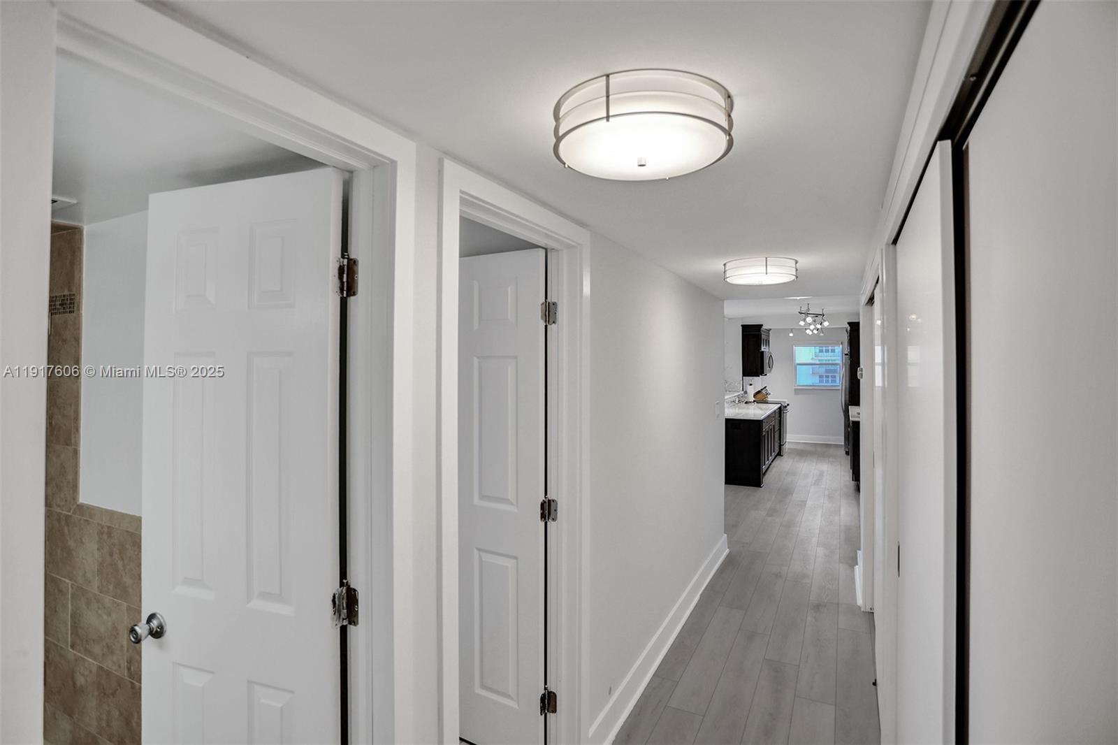 HILLSBORO ISLAND HOUSE CO - Residential