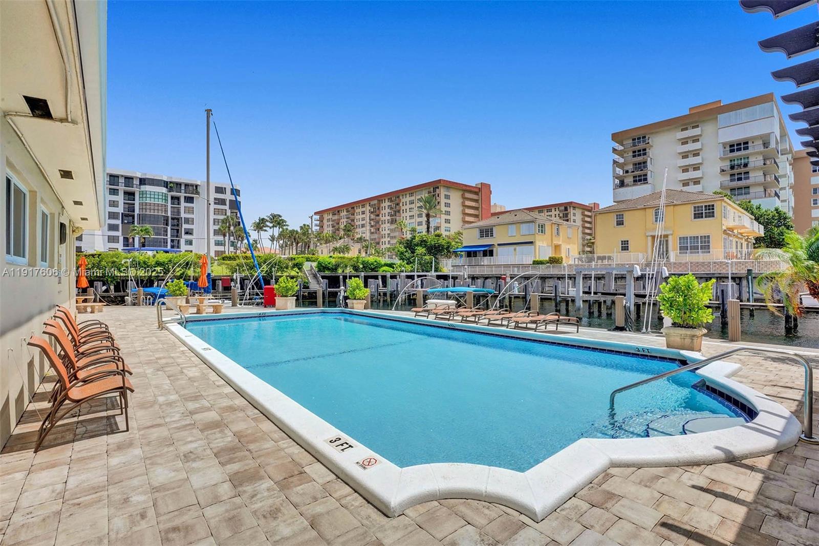 HILLSBORO ISLAND HOUSE CO - Residential