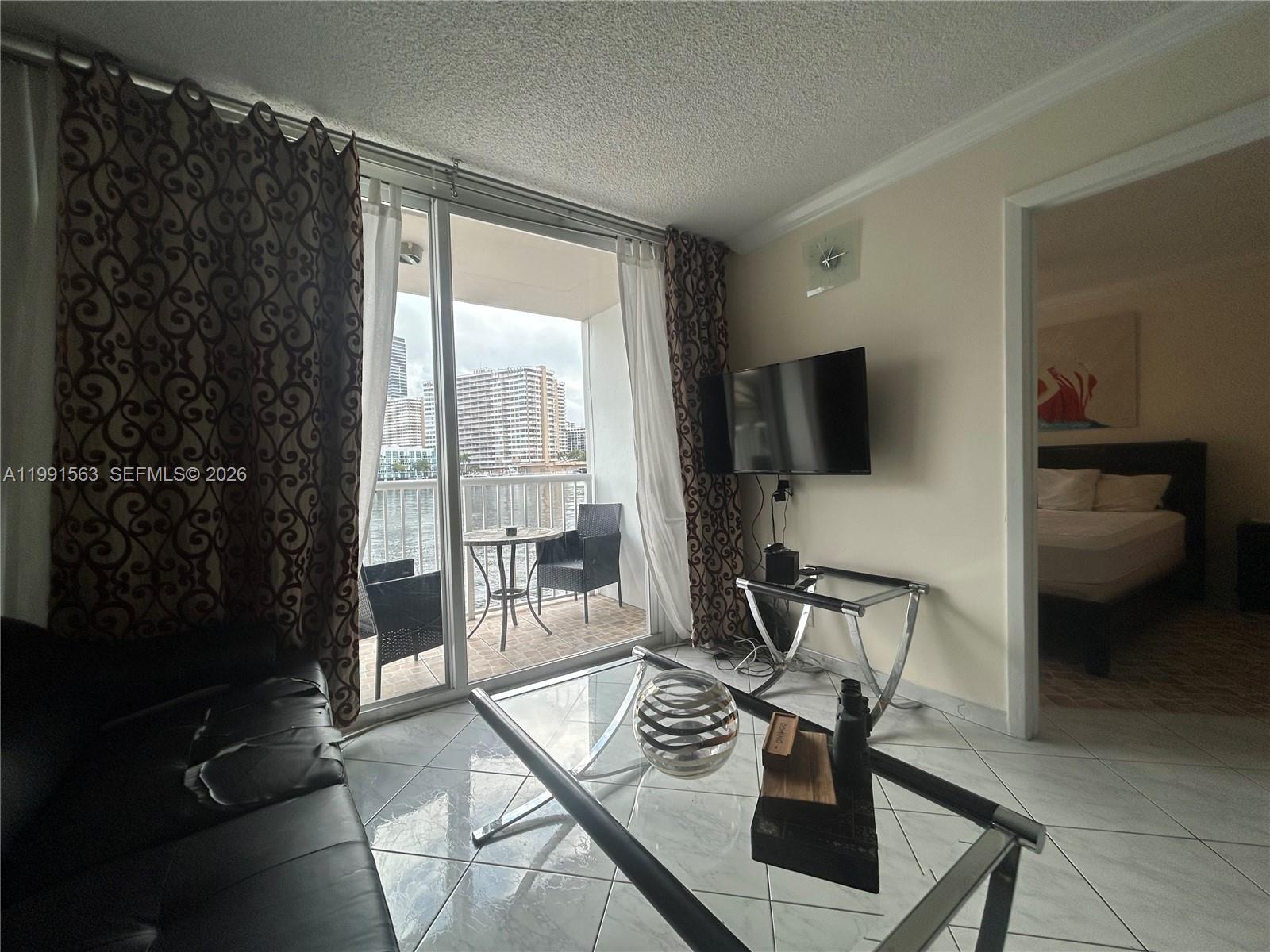 121 Golden Isles Dr 104