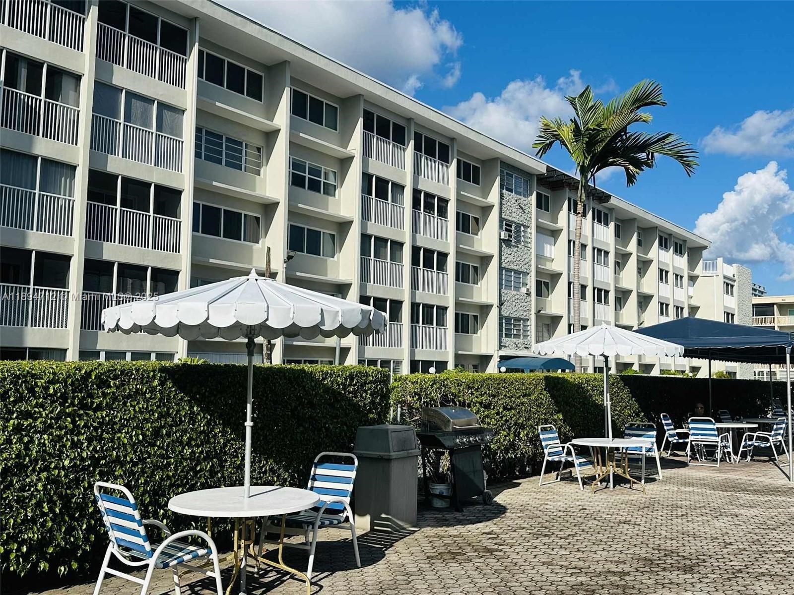 THIRD GULFSTREAM GARDEN - Residential Lease