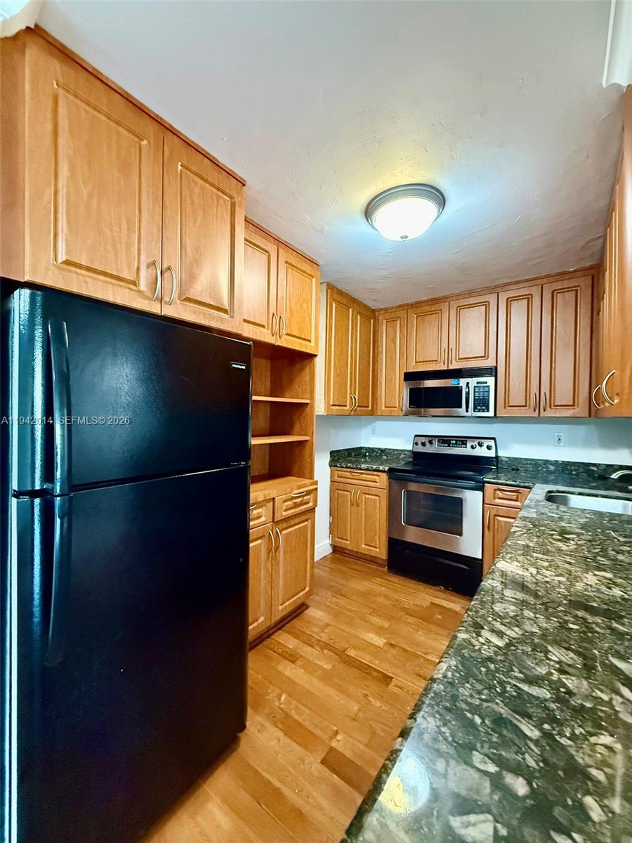 BAY POINT EAST CONDO - Residential