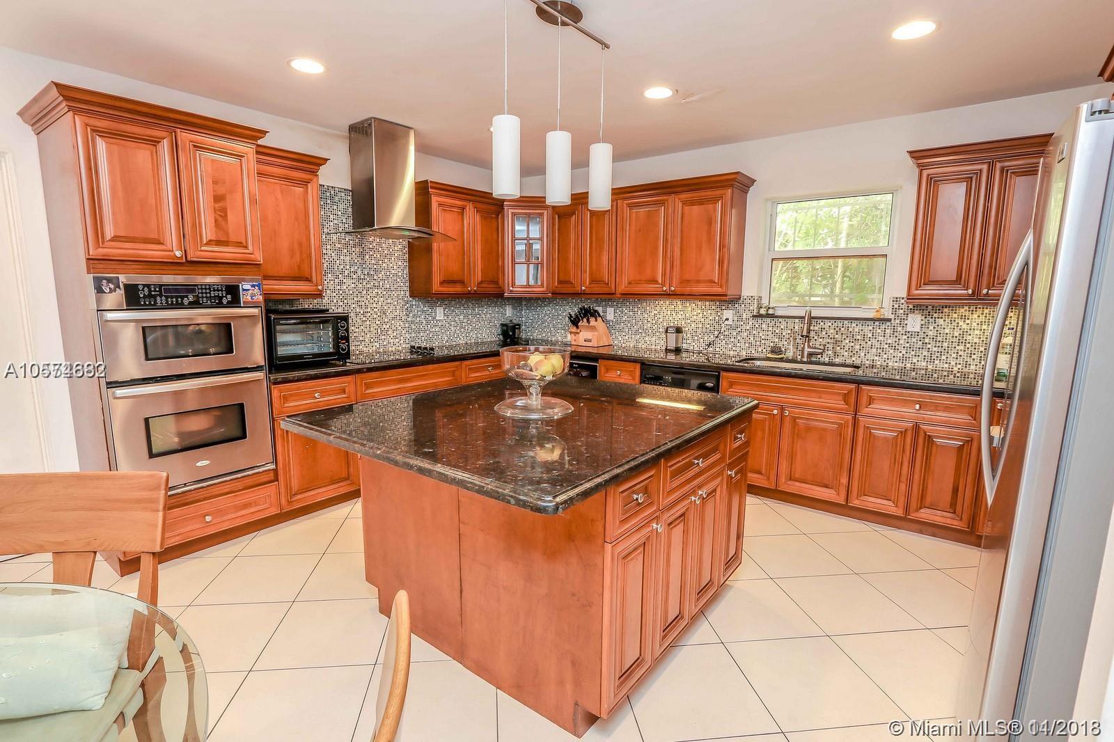 HIBISCUS ISLAND - Residential