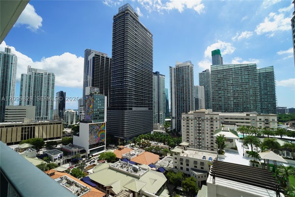 55 SW 9TH ST APT 1405, MIAMI, FL 33130 - Image d72c09cc96f5806b1fdff367bdc841be/2276994870