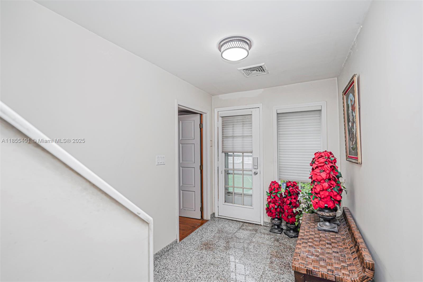 Todt Hill - Residential