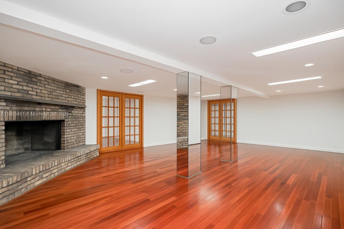 Todt Hill - Residential