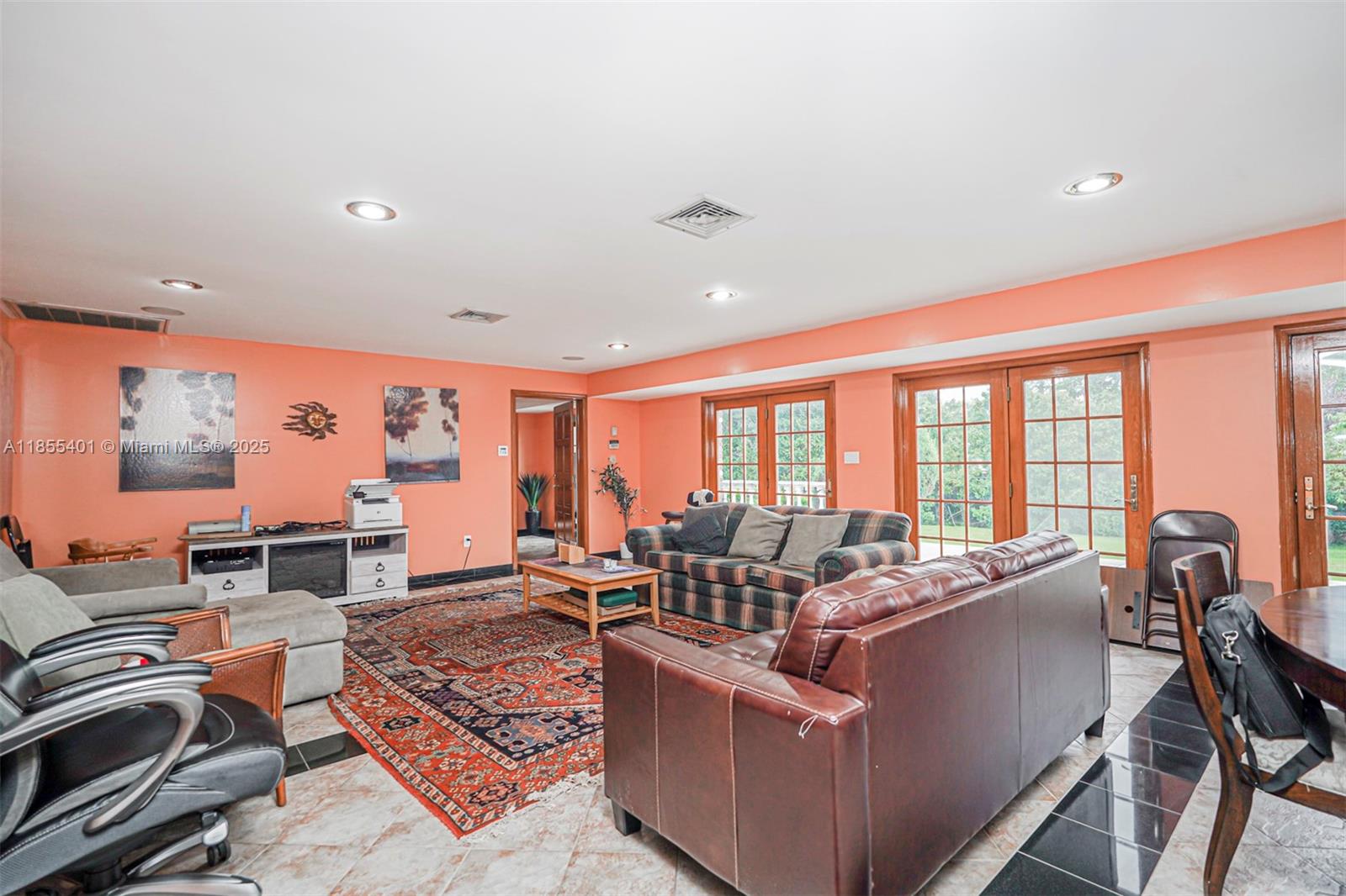 Todt Hill - Residential