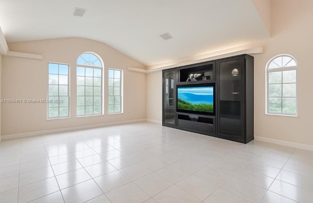 Todt Hill - Residential