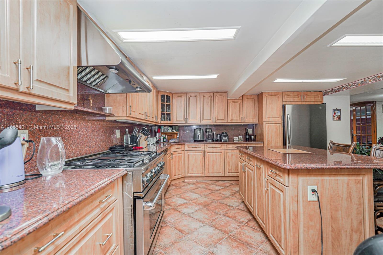 Todt Hill - Residential