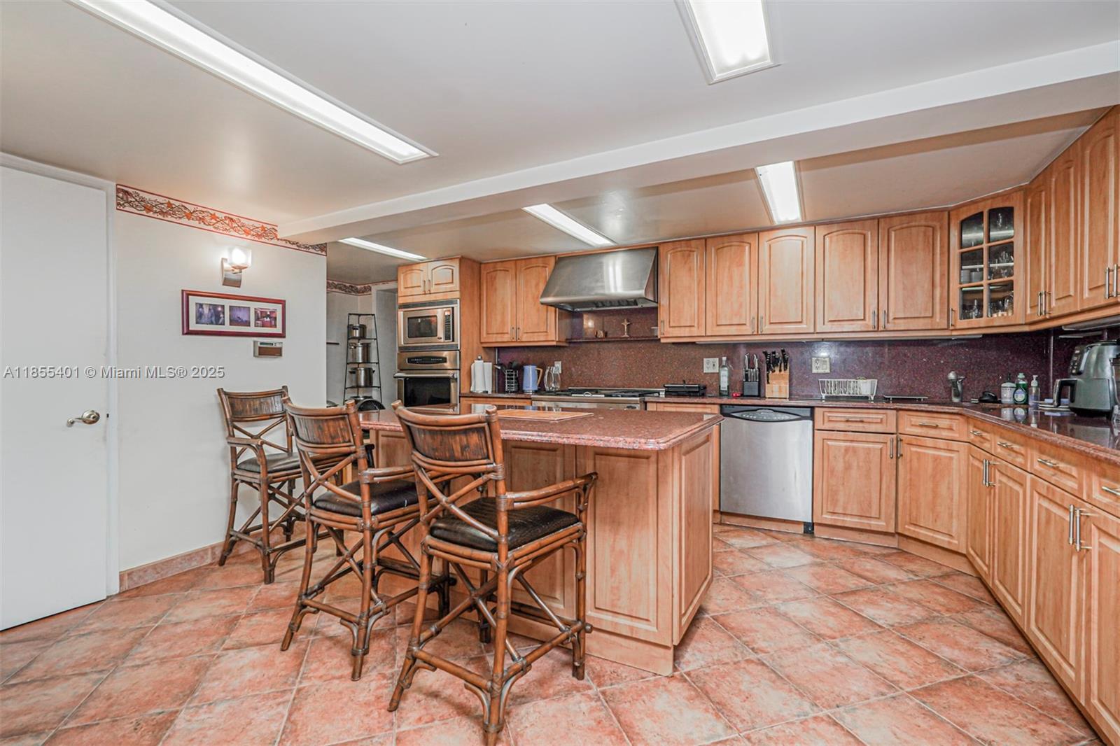 Todt Hill - Residential