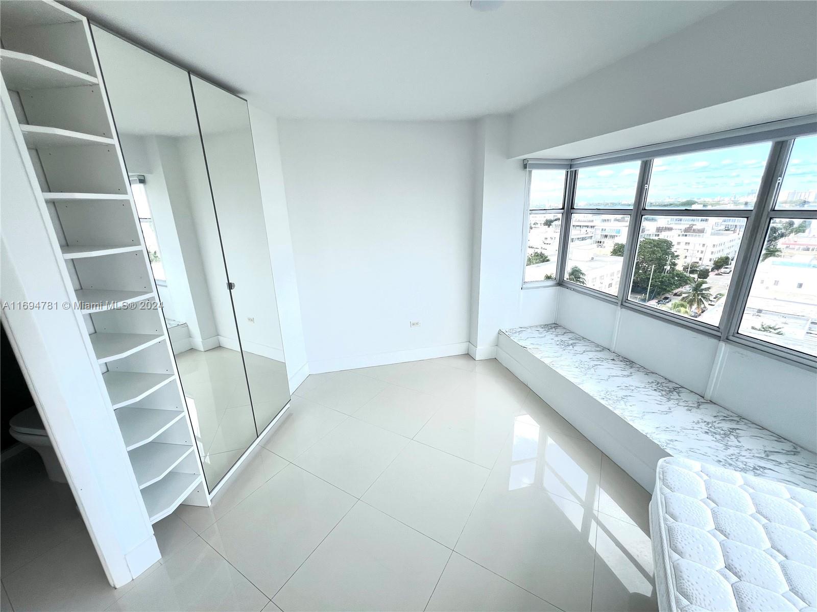 OCTAGON TOWERS I CONDO - Residential Lease
