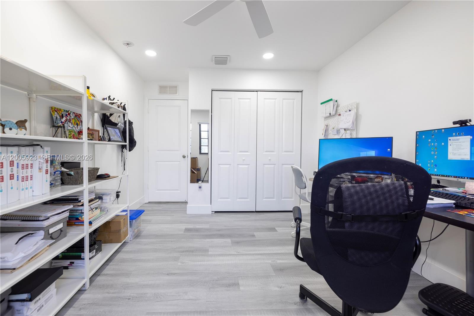 CHAMPION LAKES - Residential Lease