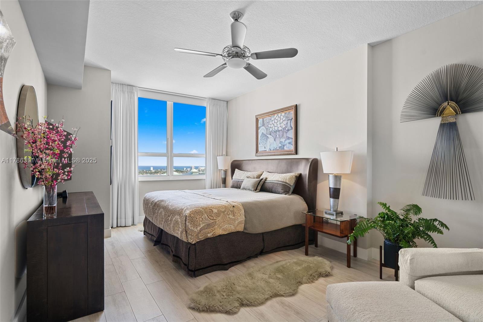 350 LAS OLAS PLACE CONDO - Residential