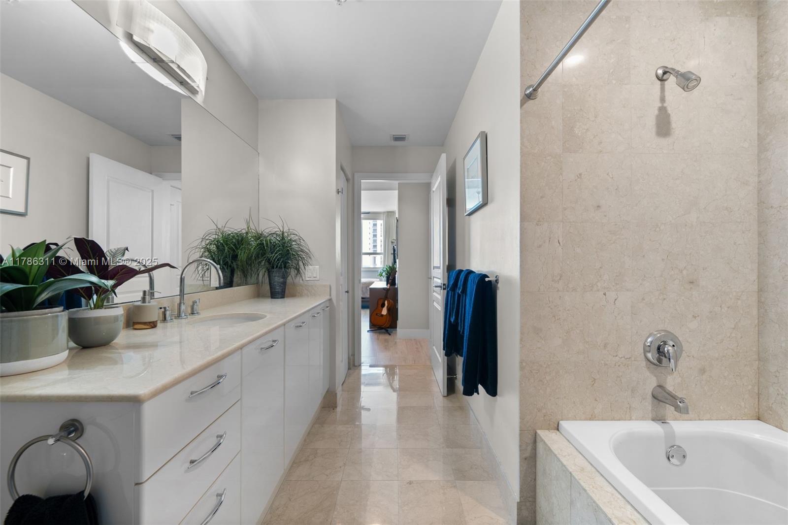 350 LAS OLAS PLACE CONDO - Residential