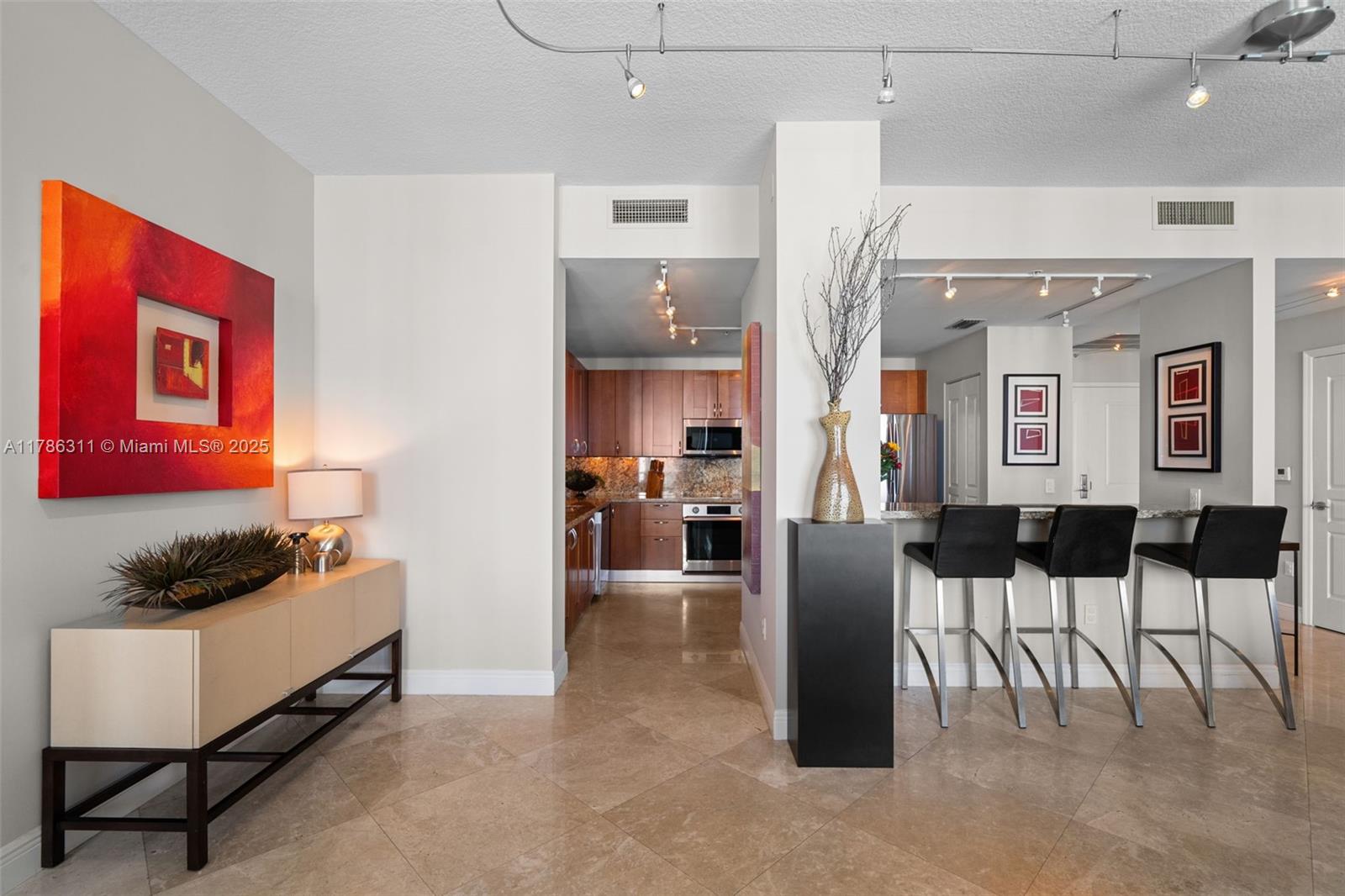 350 LAS OLAS PLACE CONDO - Residential
