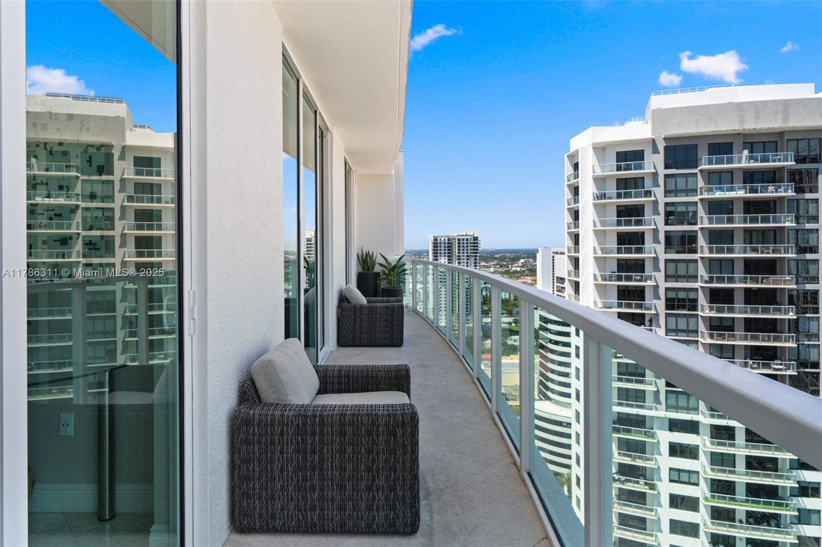 350 LAS OLAS PLACE CONDO - Residential