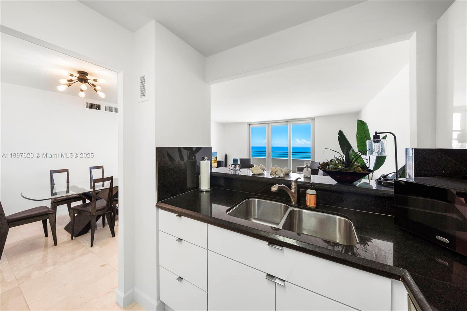 OCEANSIDE PLAZA CONDO - Residential