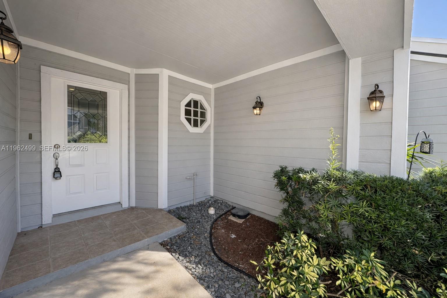 5327 Sapphire Valley