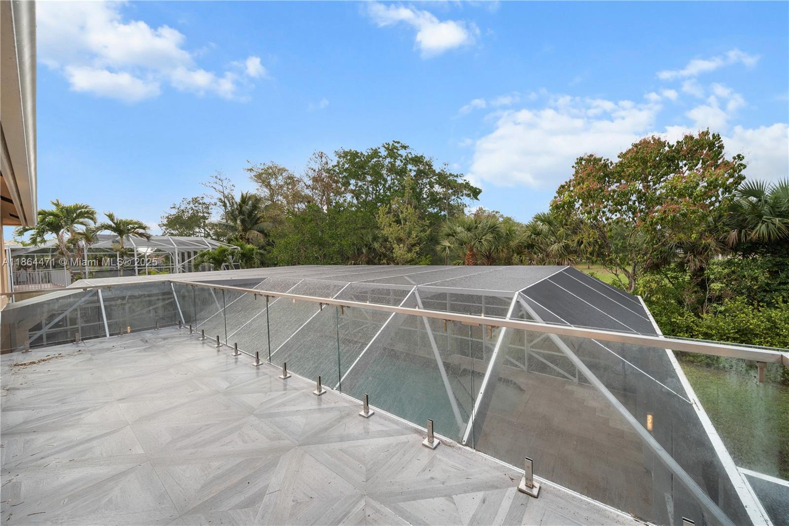 BINKS FOREST OF THE LANDI - Residential