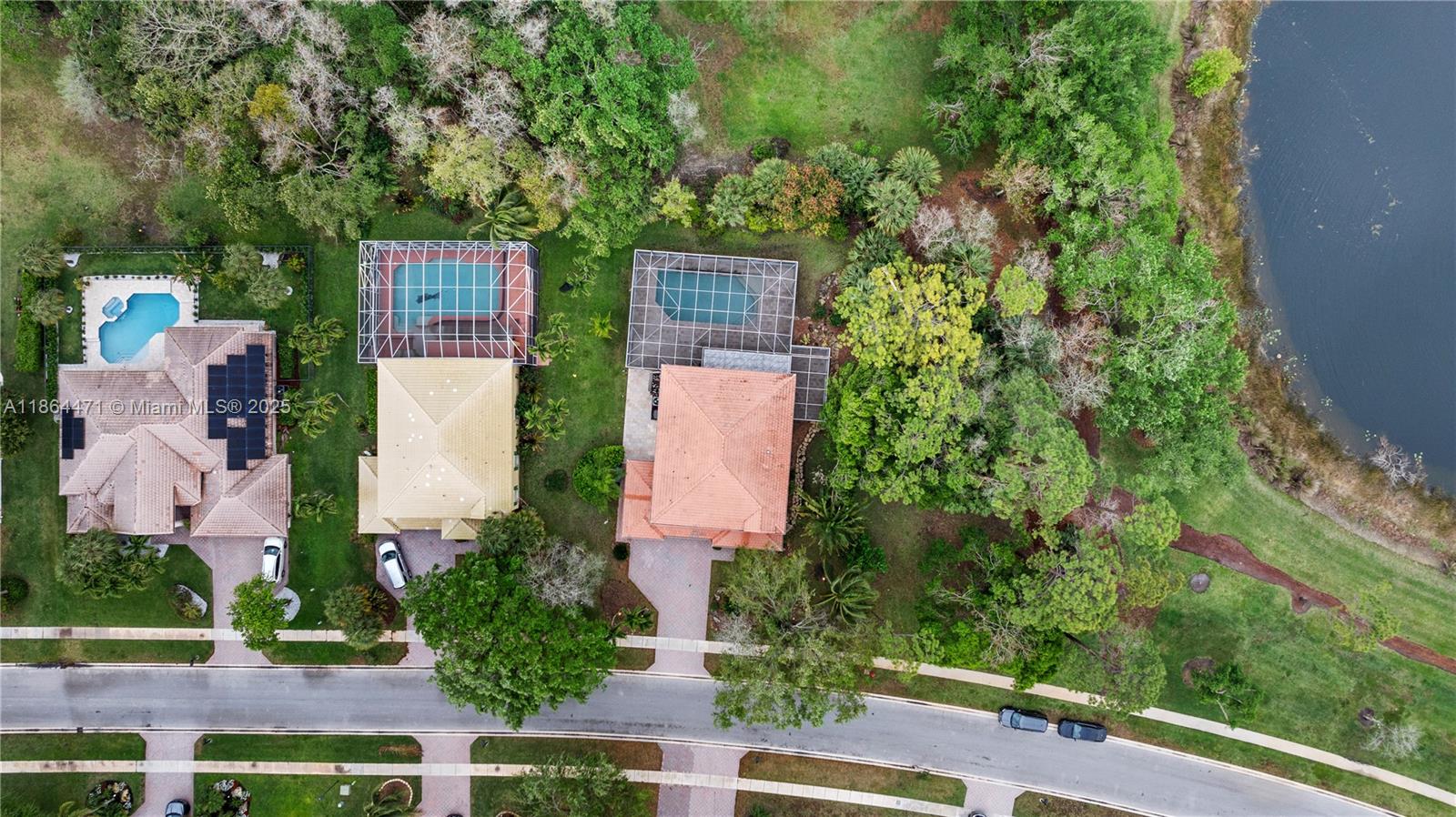 BINKS FOREST OF THE LANDI - Residential