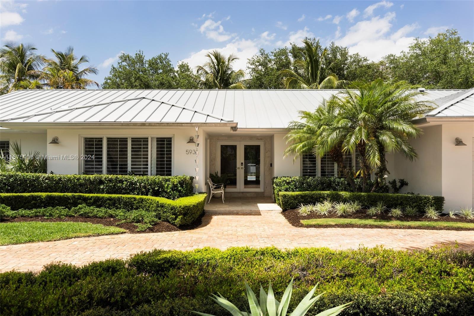 VILLAS DE LA FUENTE - Residential