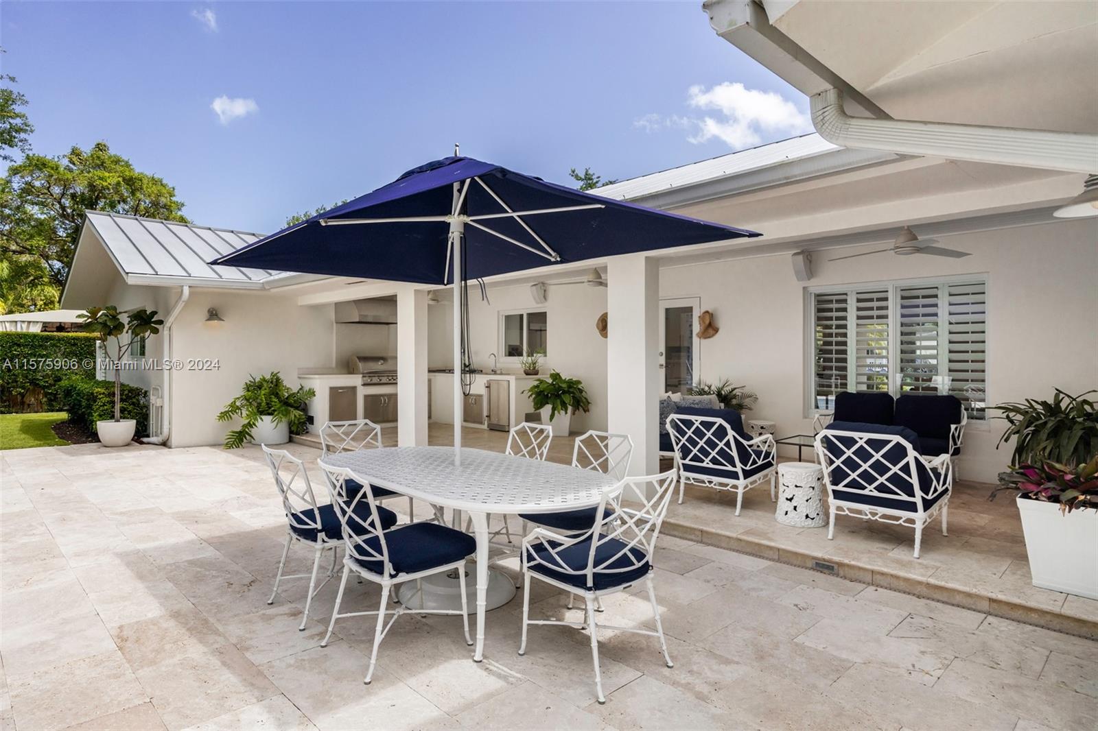 VILLAS DE LA FUENTE - Residential