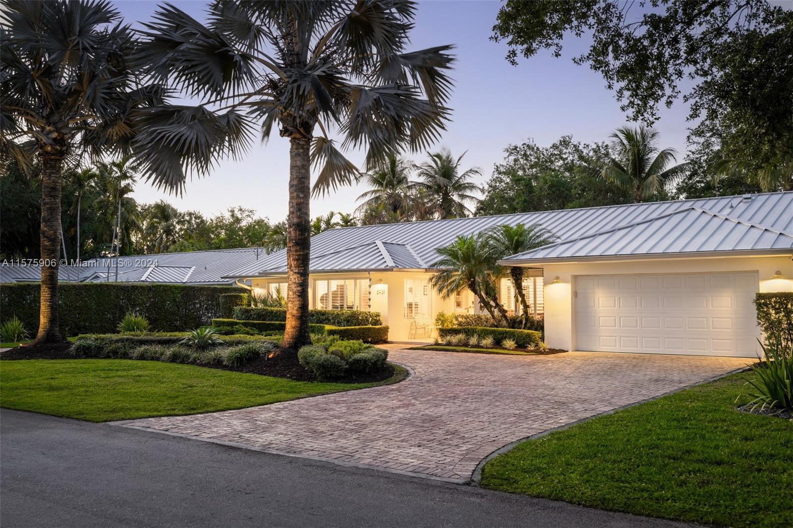 VILLAS DE LA FUENTE - Residential