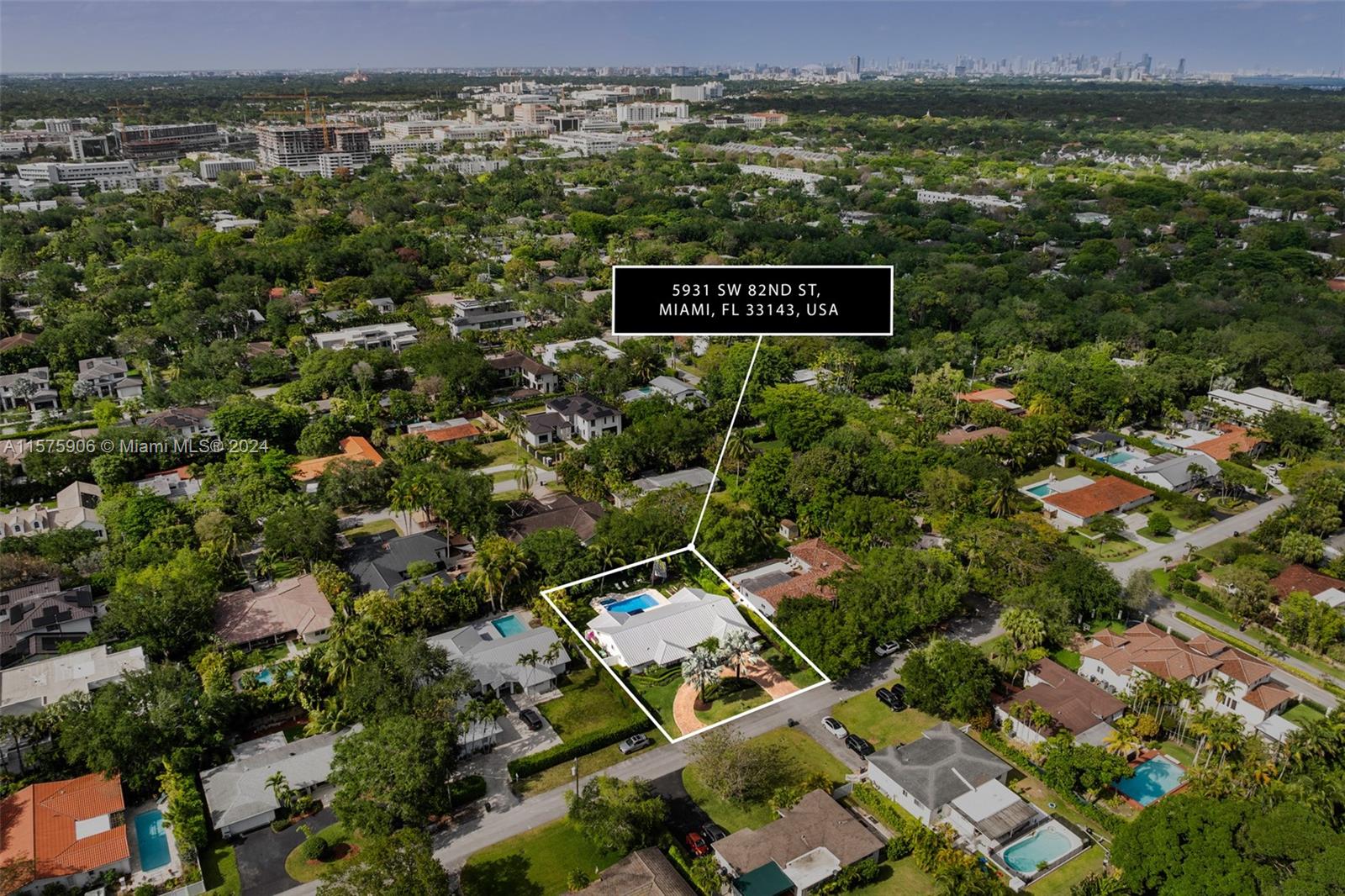 VILLAS DE LA FUENTE - Residential