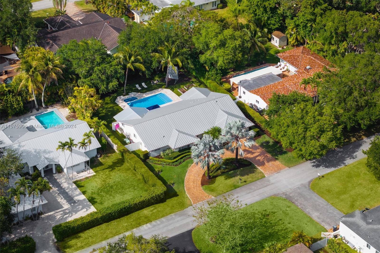 VILLAS DE LA FUENTE - Residential