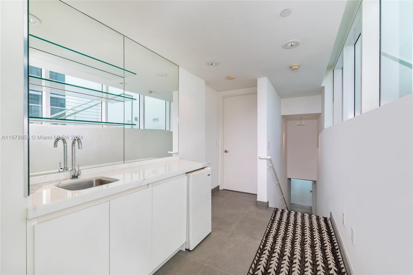 TEN MUSEUM PK RESIDENTIAL - Residential