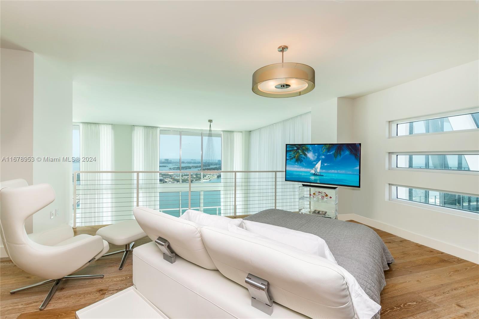 TEN MUSEUM PK RESIDENTIAL - Residential