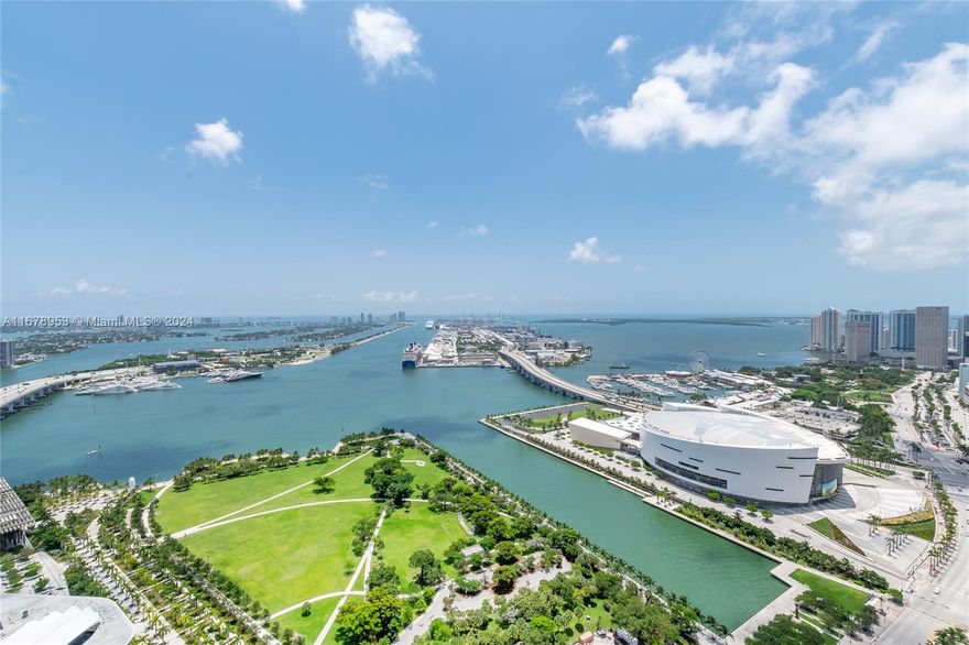 Exquisite 3-STORY PENTHOUSE in the heart of downtown Miami offers breathtaking OCEAN, BAY, & CITY VIEWS. Featuring 4,264 SQFT w/ 3 BEDS & 5.5 BATHS, the first floor features a modern OPEN LAYOUT with kitchen, living, and dining areas. Discover a welcoming guest bedroom w/ a full ensuite bath. Ascend to the SECOND FLOOR, where you'll encounter the expansive master bedroom. The master ensuite is designed with a double sink and standing shower for added comfort. There is a secondary bedroom on this floor, complete w/ its own full ensuite. The crowning jewel is the THIRD-FLOOR TERECE, complete w/ a PRIVATE POOL & a FULLY EQUIPPED BAR featuring a sink & refrigerator. Just a few steps to the Kesaya Arena, 10/15 minute drive to Miami Beach, Wynwood, & Design District, location cannot be beaten!