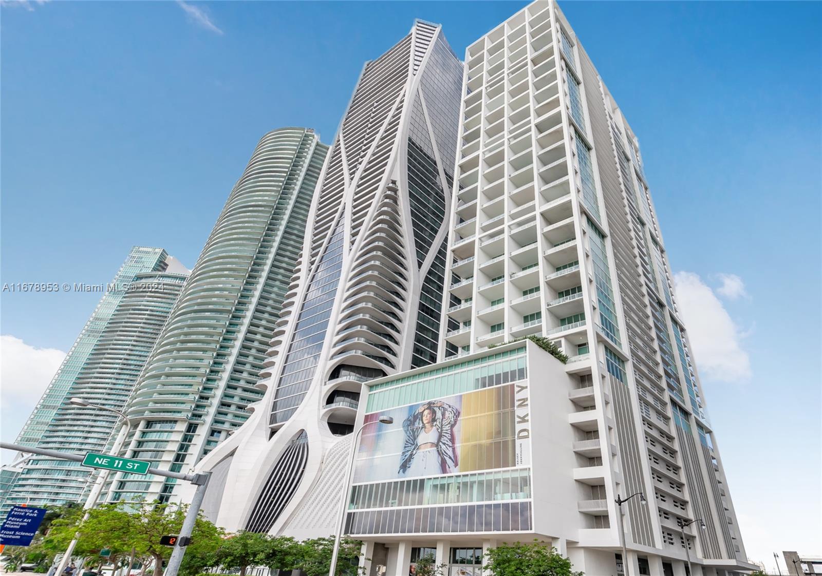 TEN MUSEUM PK RESIDENTIAL - Residential