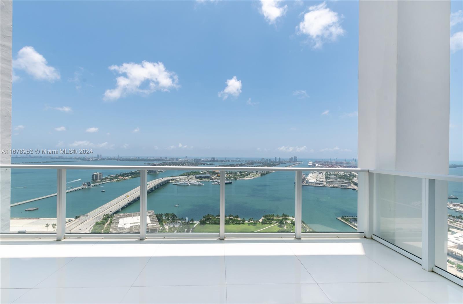 TEN MUSEUM PK RESIDENTIAL - Residential