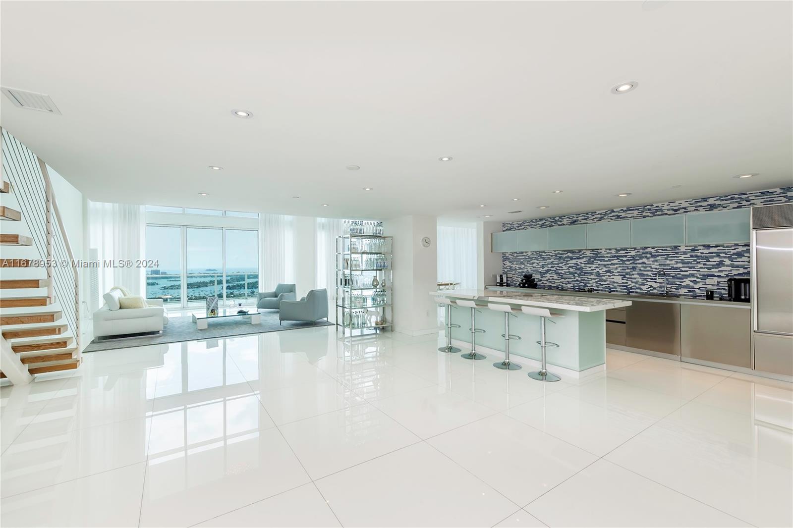 TEN MUSEUM PK RESIDENTIAL - Residential