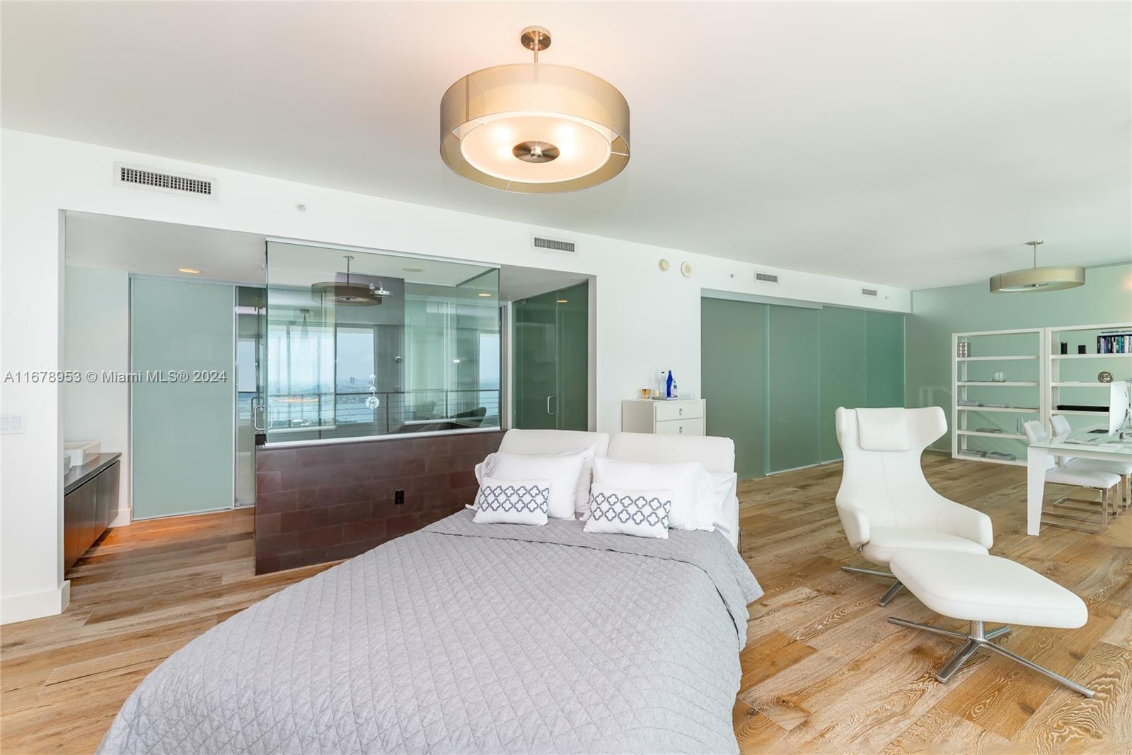 TEN MUSEUM PK RESIDENTIAL - Residential