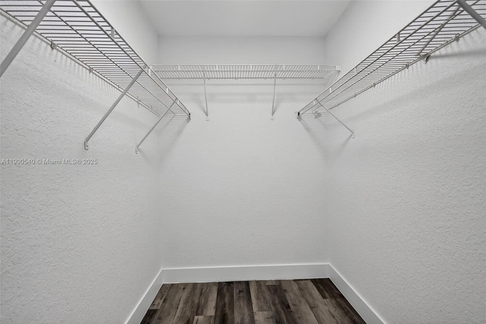 FLAMINGO GARDENS - Residential