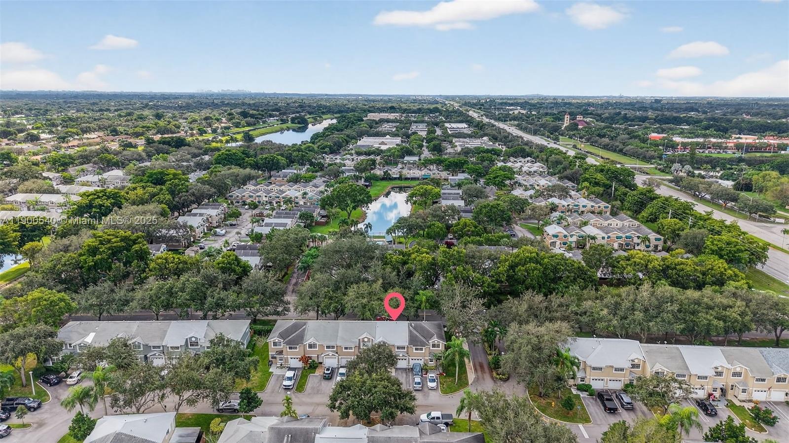 FLAMINGO GARDENS - Residential