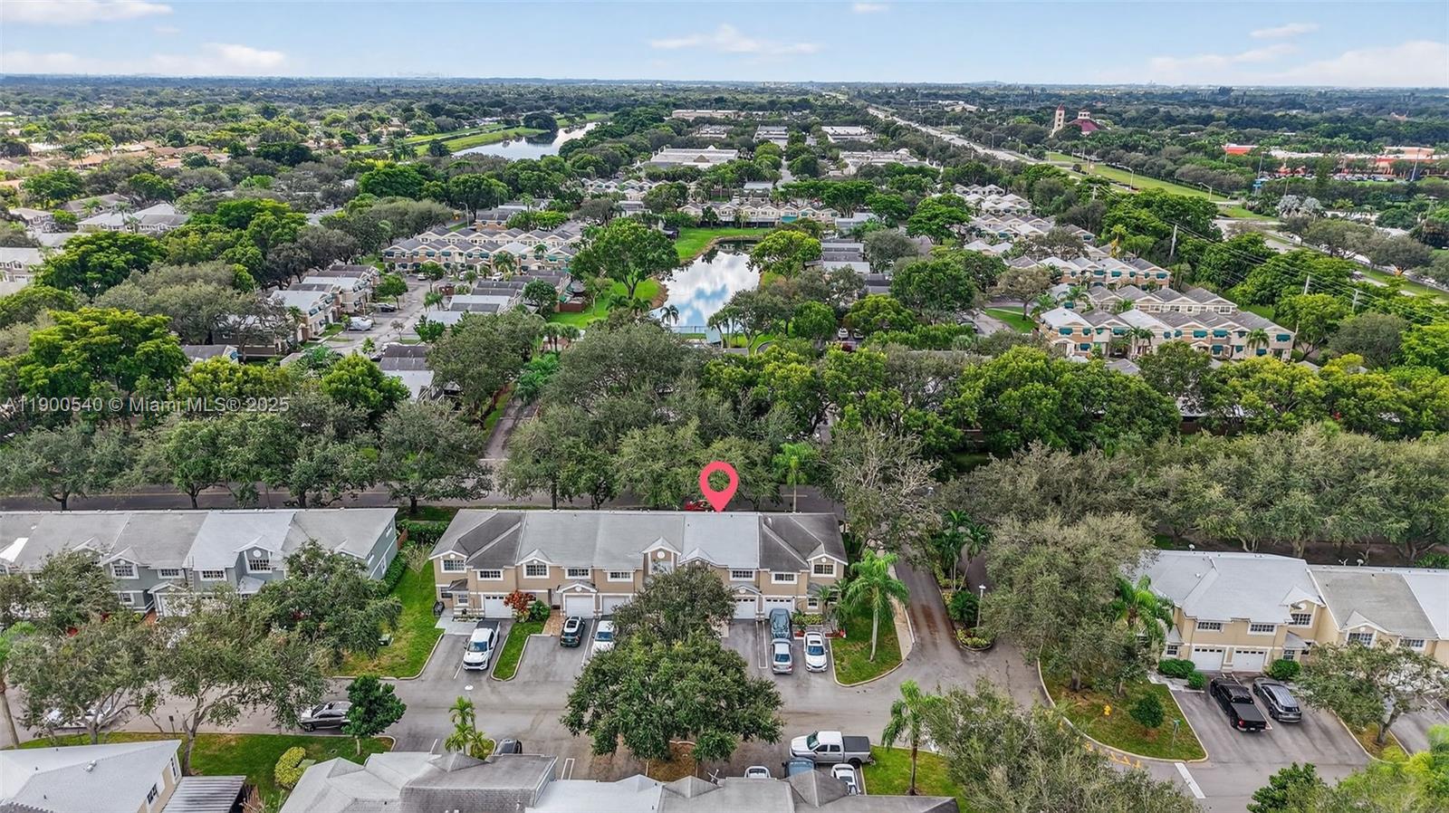 FLAMINGO GARDENS - Residential