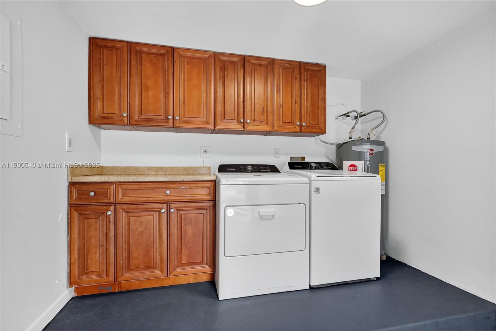 FLAMINGO GARDENS - Residential