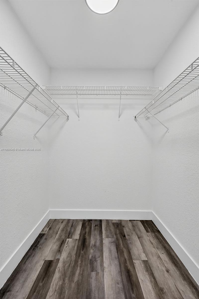 FLAMINGO GARDENS - Residential