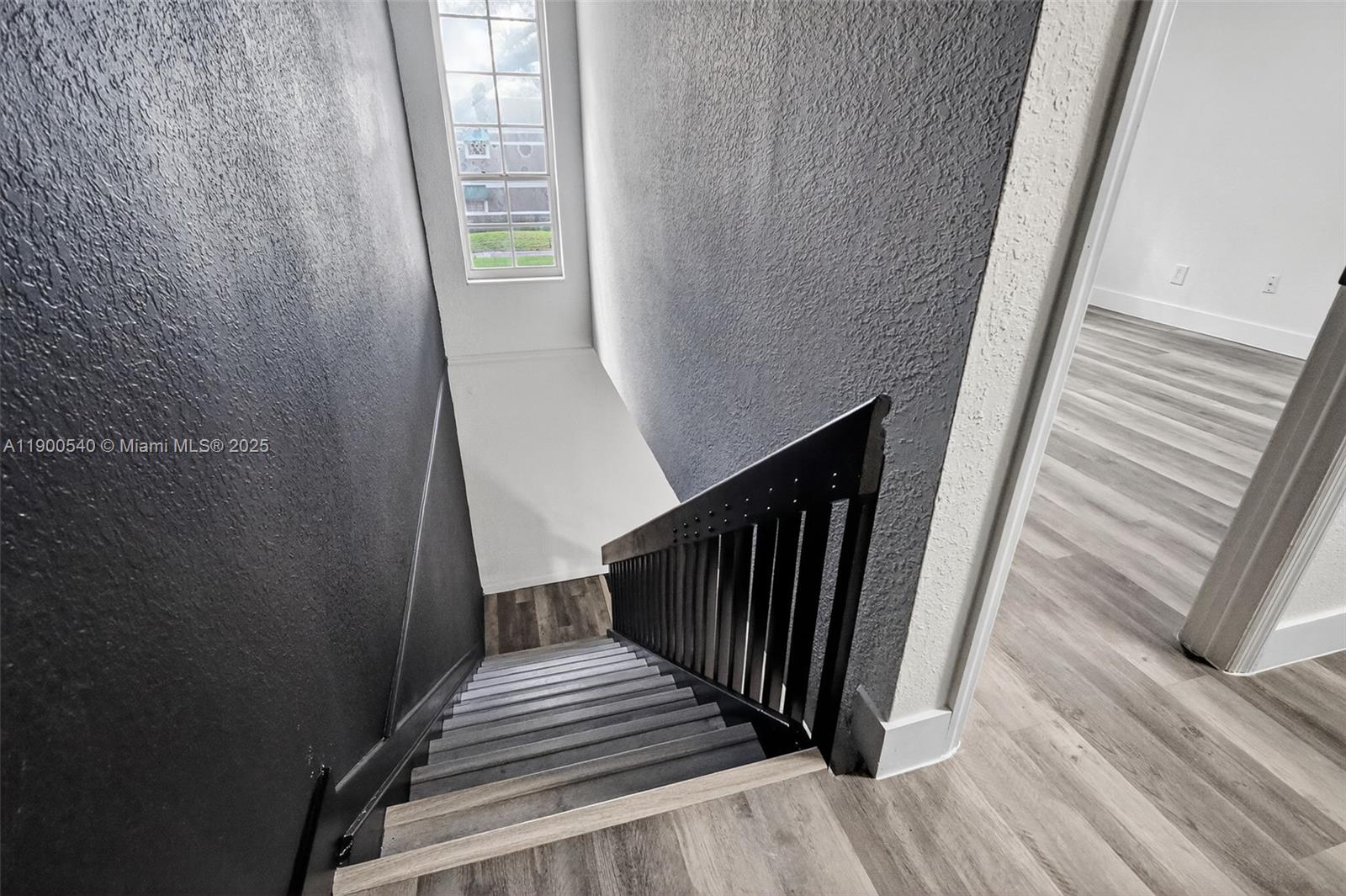 FLAMINGO GARDENS - Residential