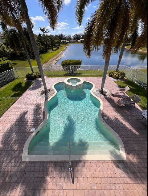 A home in Royal Palm Beach