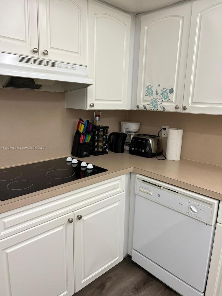 SIAN OCEAN RESIDENCES CON - Residential Lease