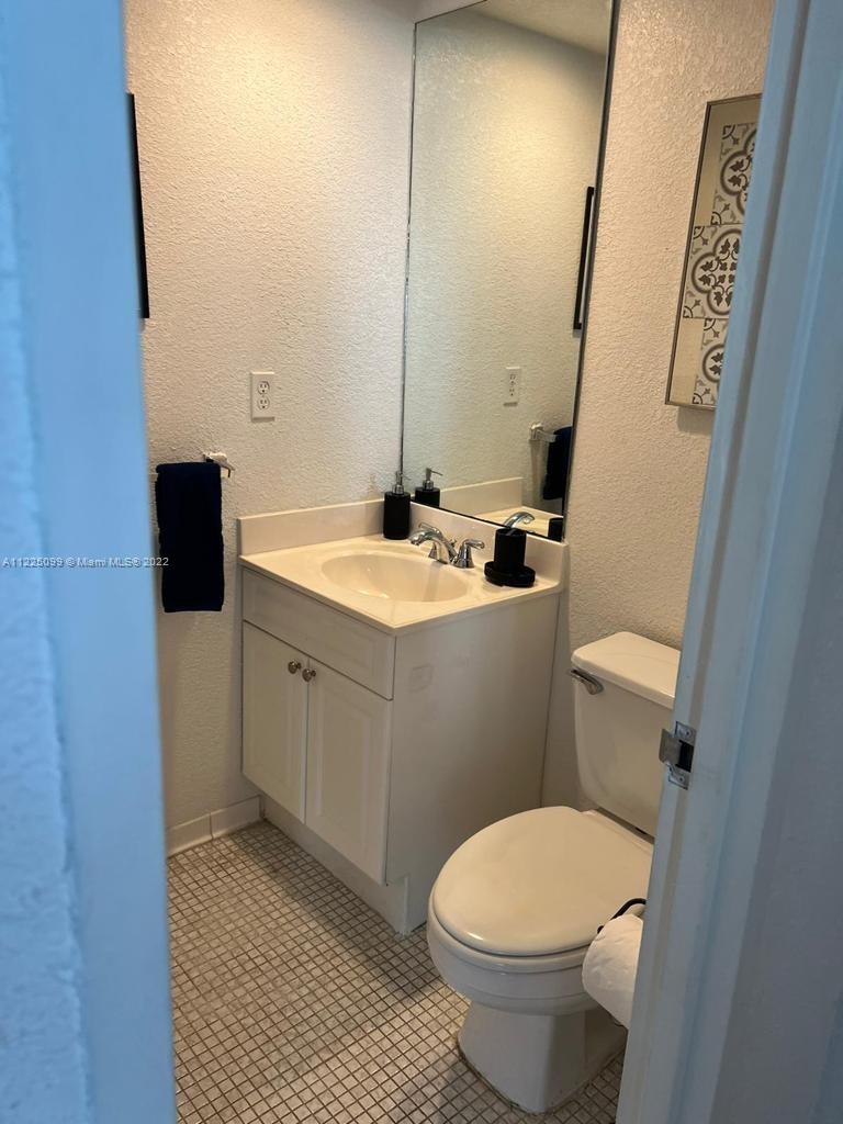 SIAN OCEAN RESIDENCES CON - Residential Lease