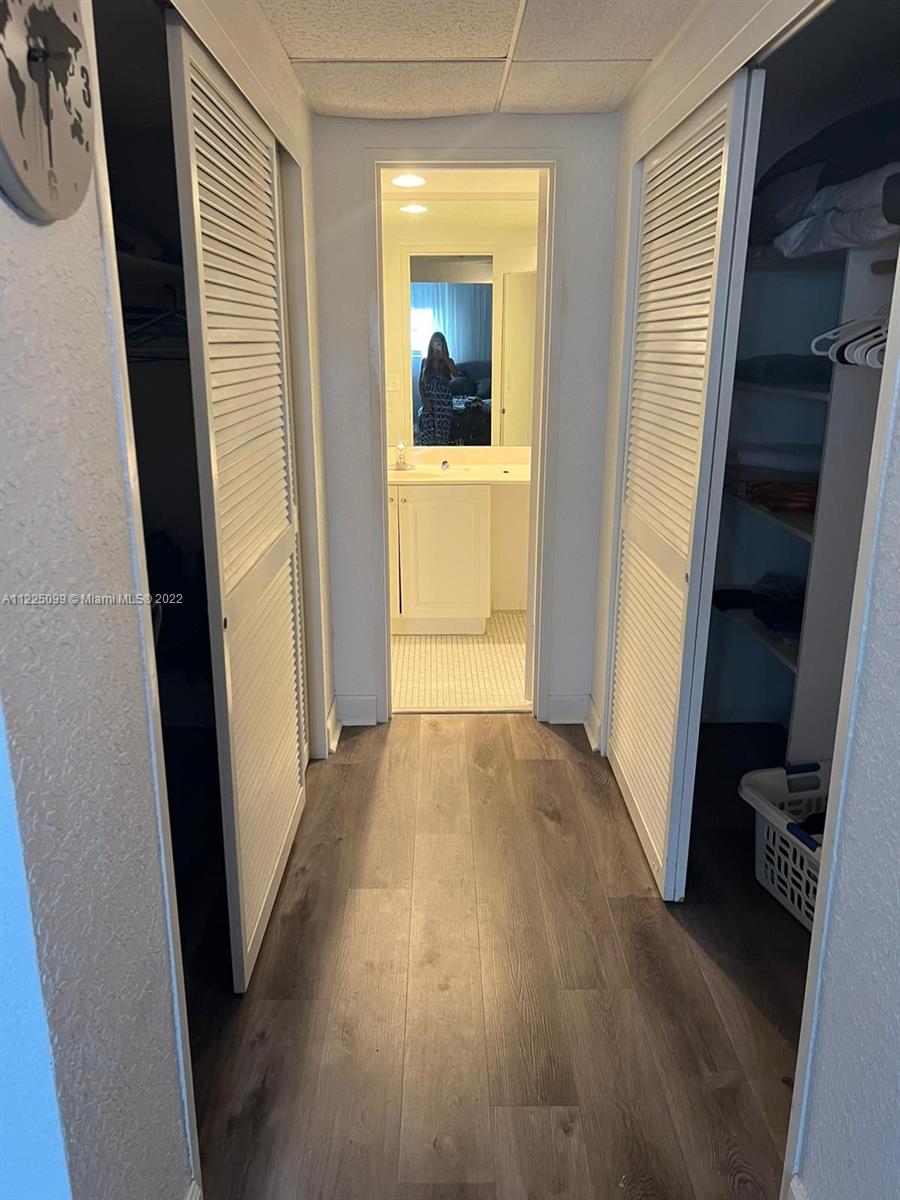 SIAN OCEAN RESIDENCES CON - Residential Lease