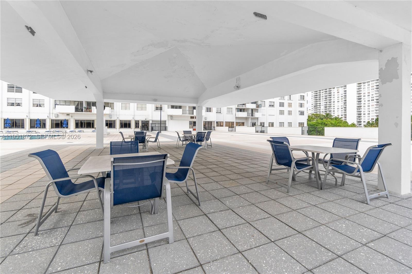 COMMODORE PLAZA CONDO - Residential