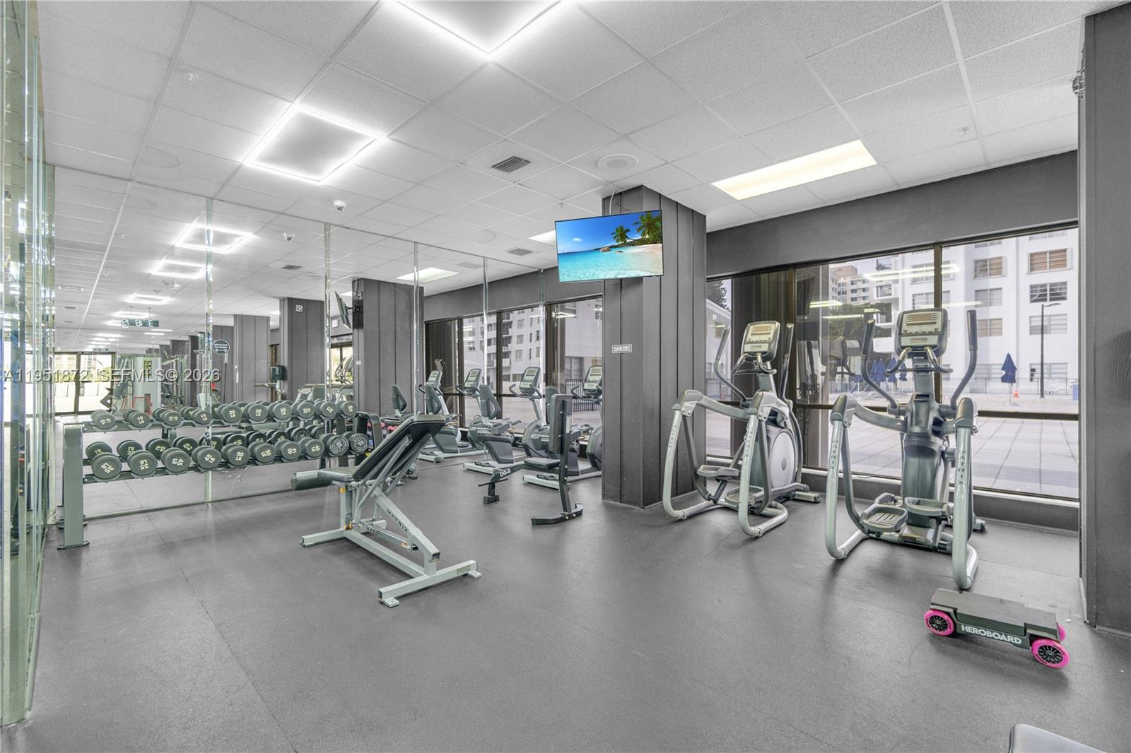 COMMODORE PLAZA CONDO - Residential