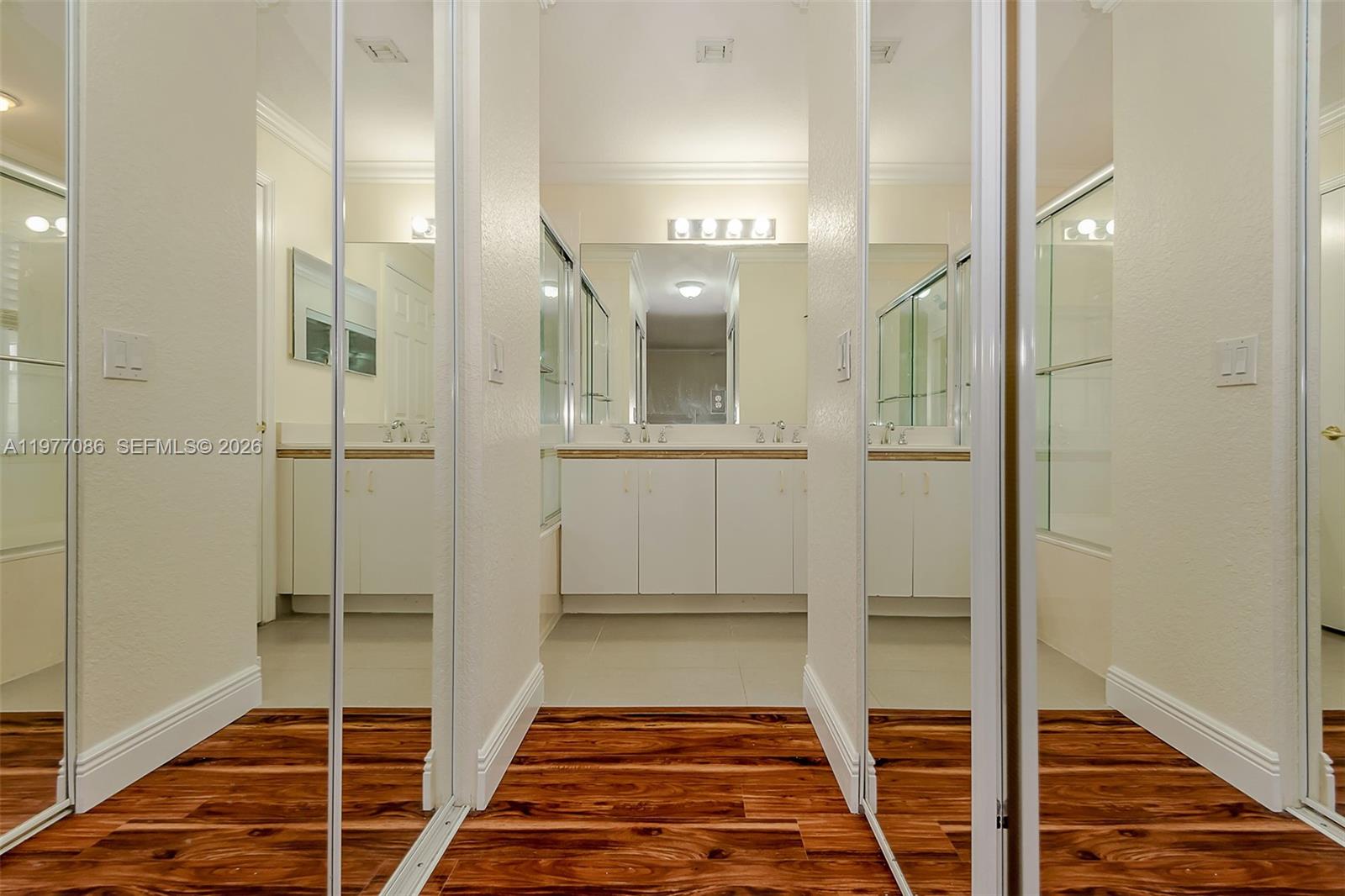 WALNUT CREEK TOWNHOMES - Residential